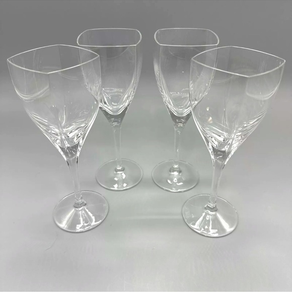 MIKASA PANACHE WINE GLASSES SET OF 4